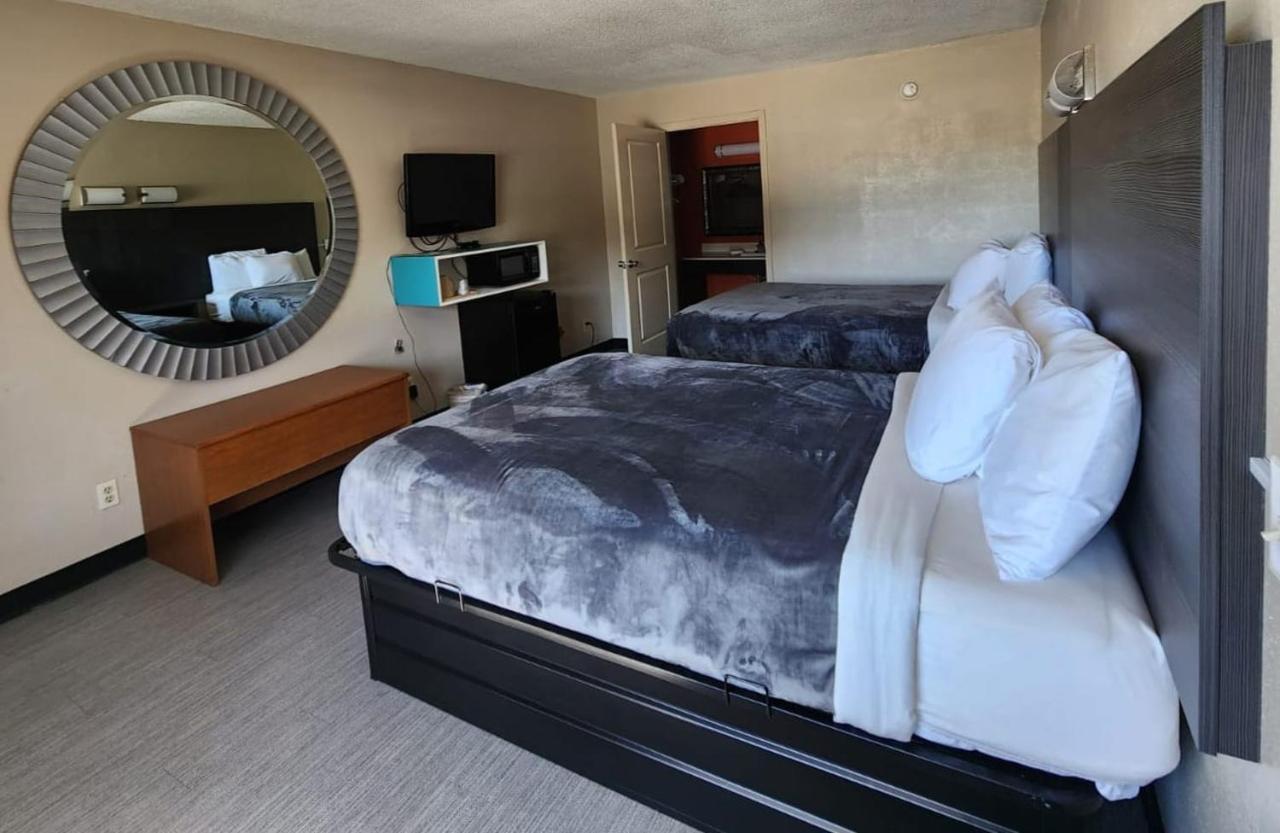 Executive Inn Ferry Pass Ngoại thất bức ảnh