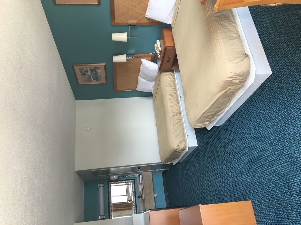 Executive Inn Ferry Pass Ngoại thất bức ảnh