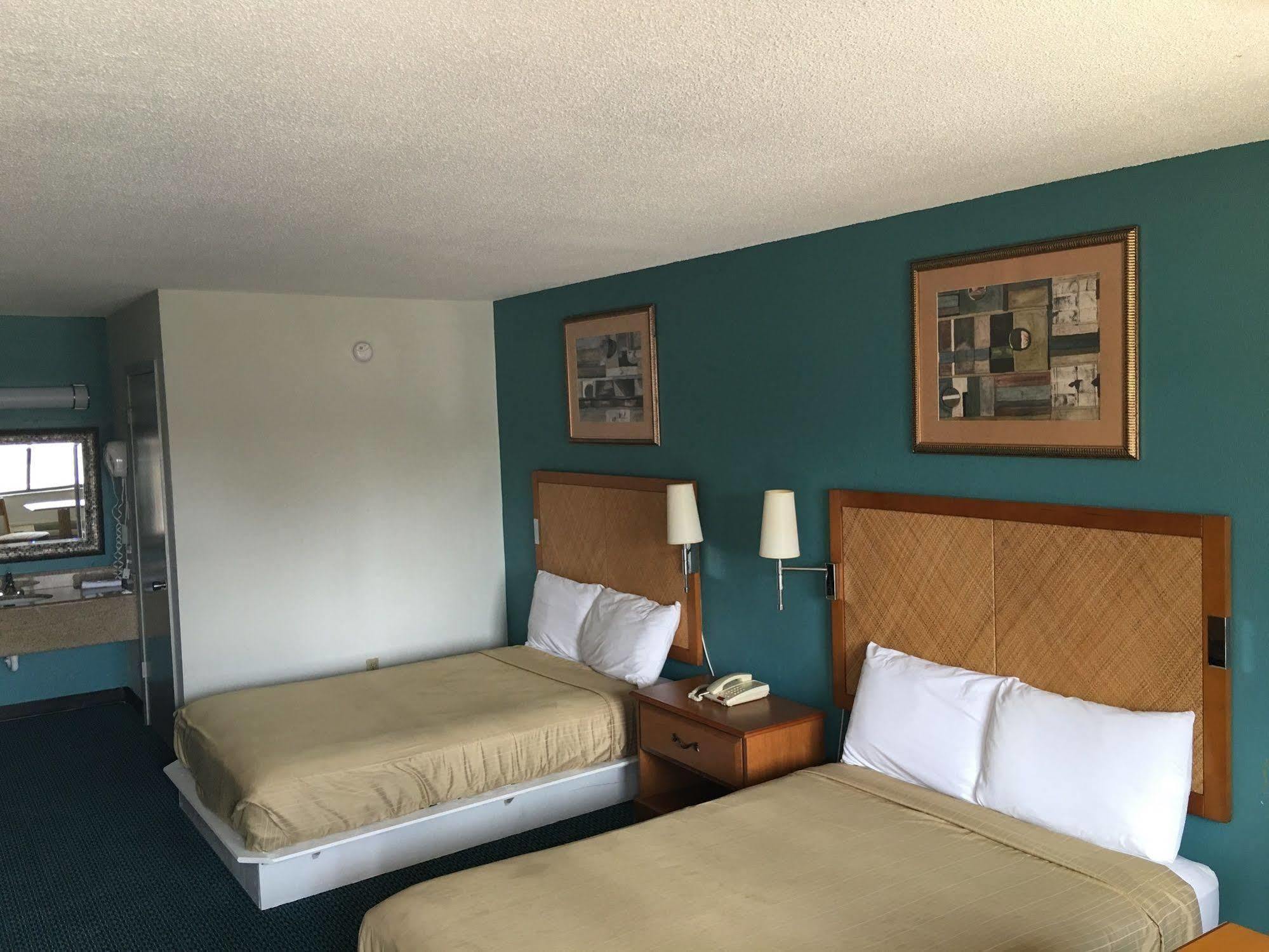 Executive Inn Ferry Pass Ngoại thất bức ảnh