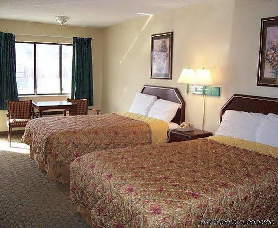 Executive Inn Ferry Pass Ngoại thất bức ảnh